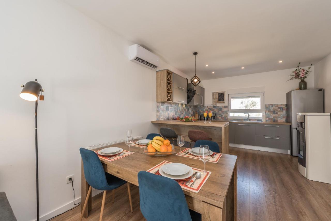 Apartmani Dmarie Привлака Екстер'єр фото