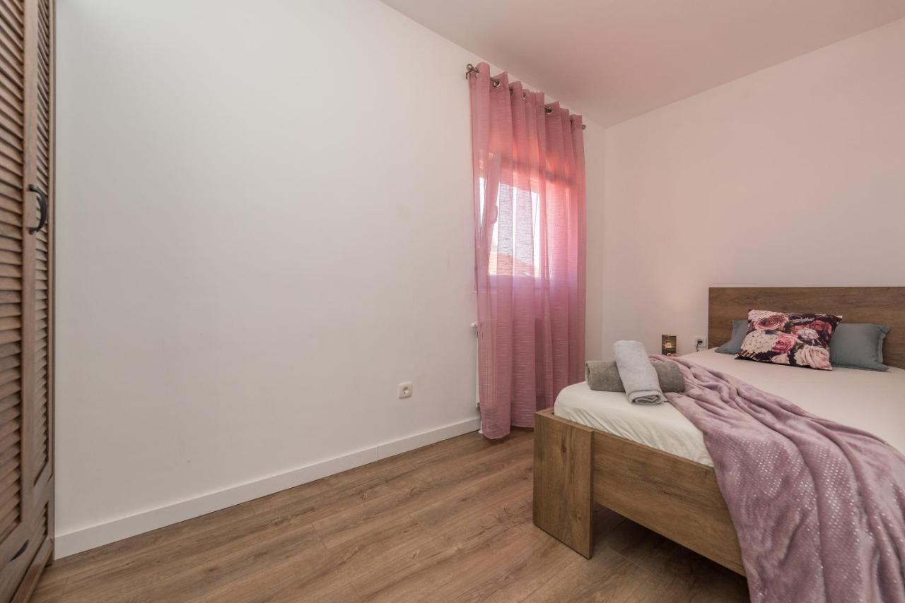 Apartmani Dmarie Привлака Екстер'єр фото