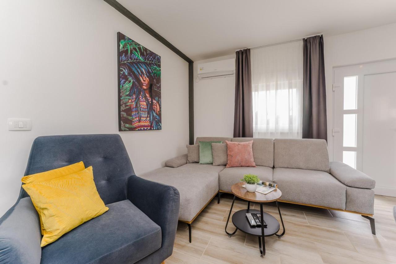 Apartmani Dmarie Привлака Екстер'єр фото